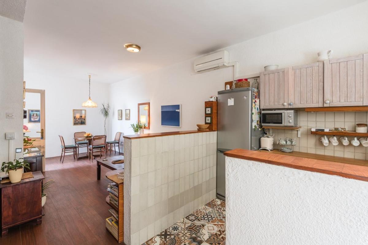 Nina Apartment *
